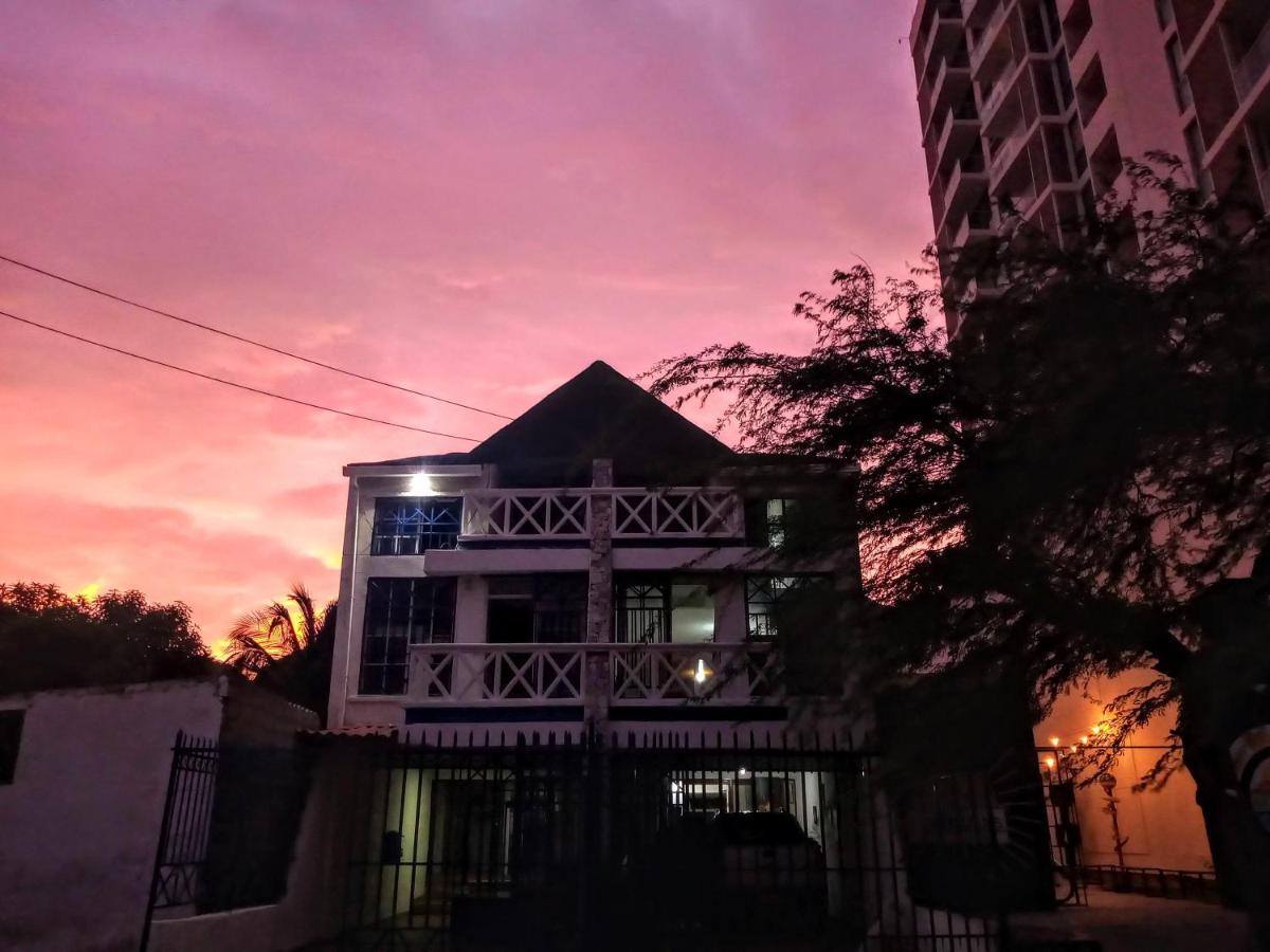 El Parcero Hostal Santa Marta  Buitenkant foto